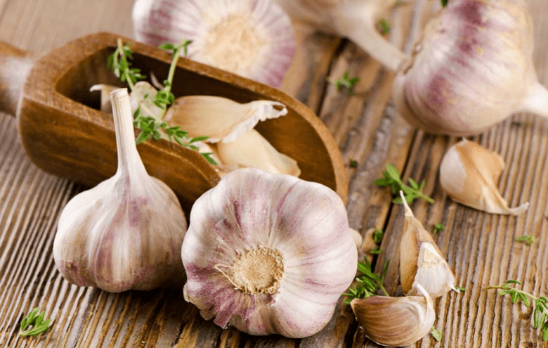Knoblauch zur Entfernung von Parasiten